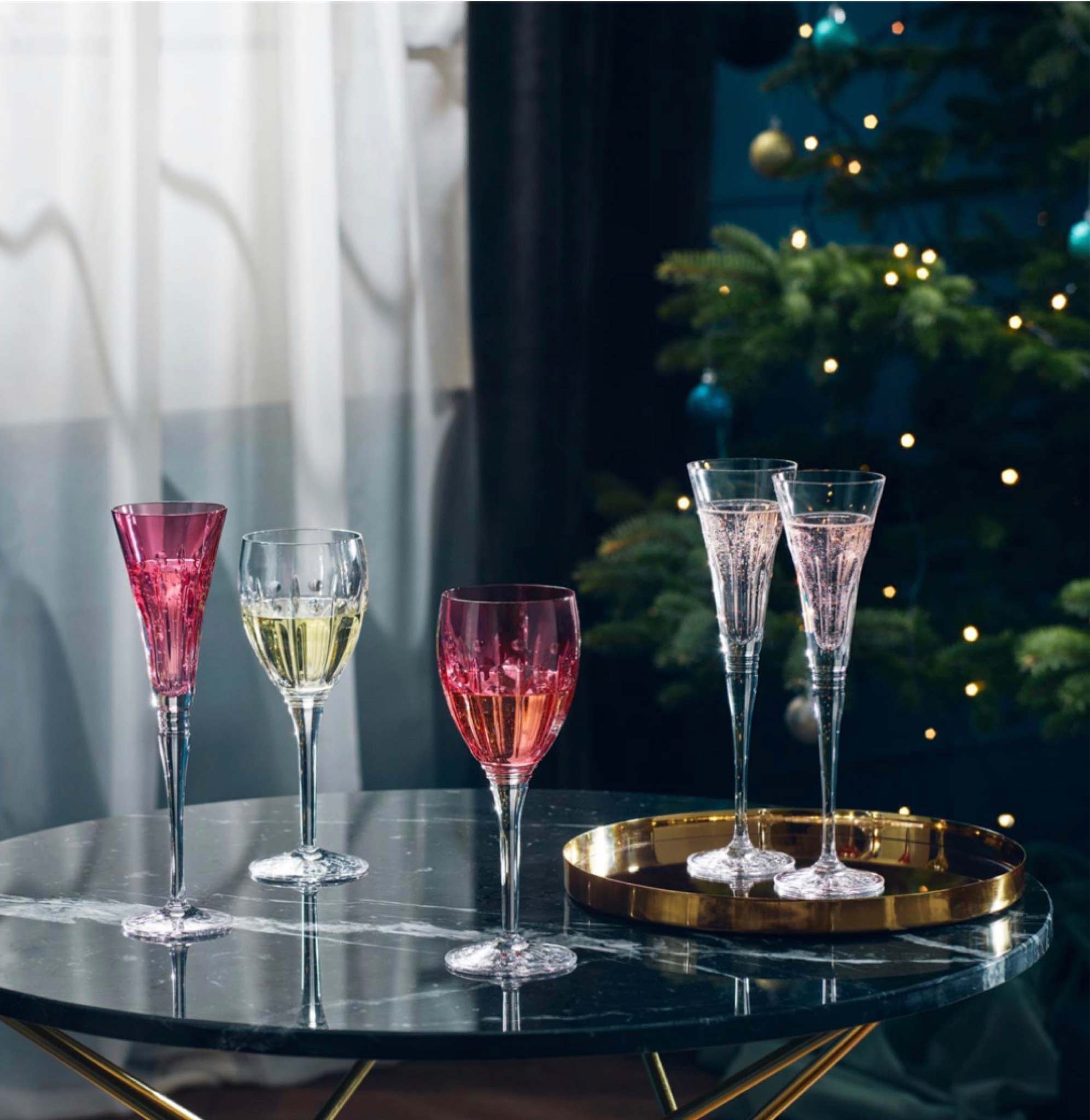 It’s the entertaining season.

#LTKHoliday #LTKhome