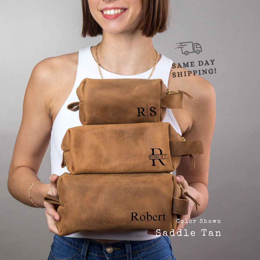 Personalized Men's Leather Toiletry Bag Groomsmen Gifts - Etsy | Etsy (US)