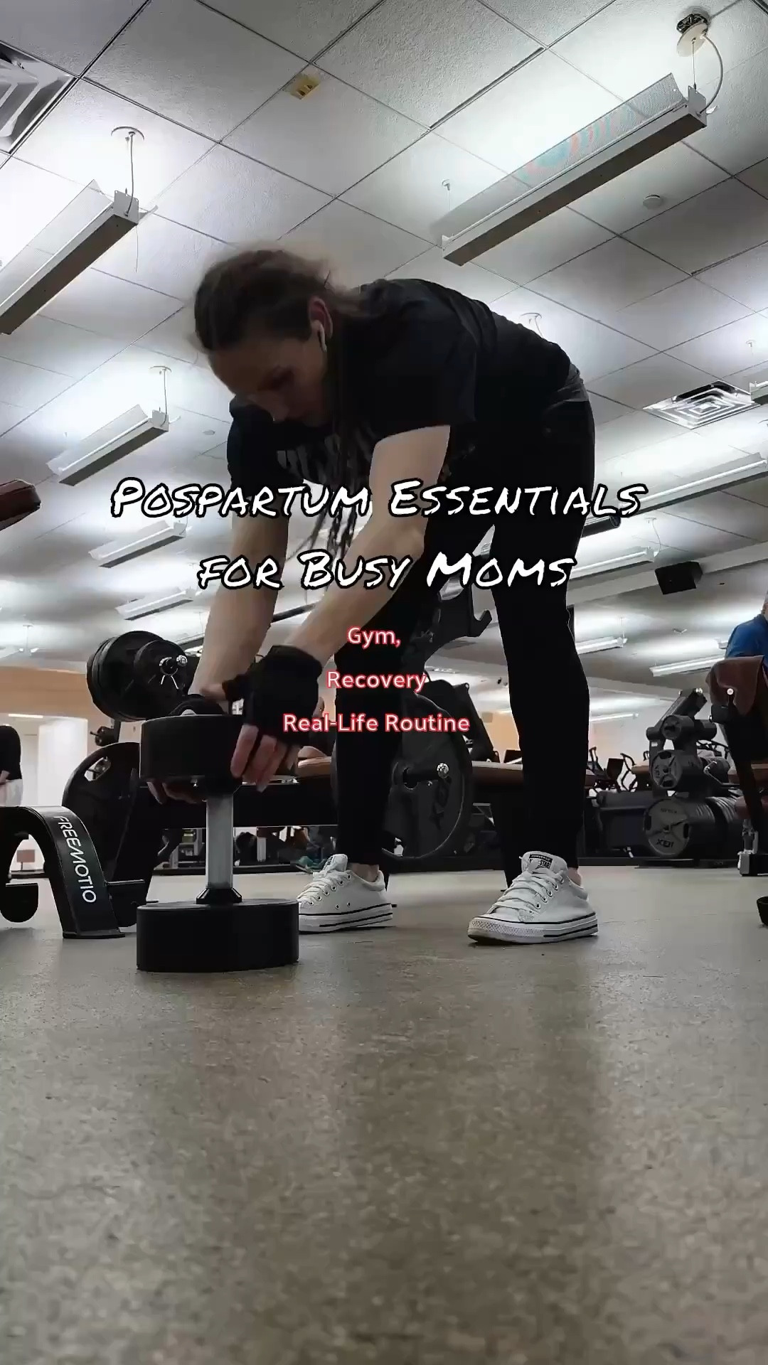 Not a perfect routine—just a few things that make it easier to show up right now. Between the gym, the baby, and two more kids… this is what I actually reach for on repeat. Keeping it simple, doable, and realistic.

#postpartumfitness #postpartumjourney #fitmomlife #busymomlife #momessentials #newmomlife #momroutine #postpartumrecovery #realmomlife #ltkstyle