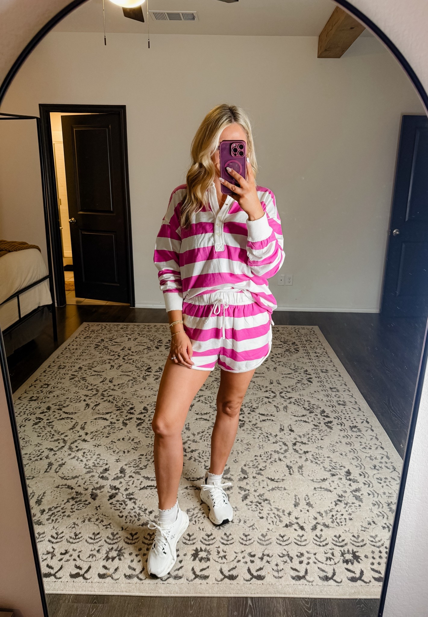 Aerie set that everyone is loving! Shorts are on sale for 30% off with the stackable 20% off code this weekend! Size M/M 

#LTKxAerie #LTKootd