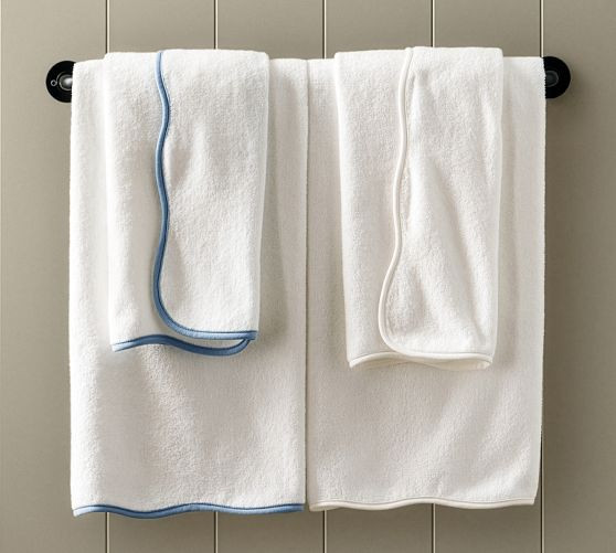 Scallop Bath Towel | Pottery Barn (US)
