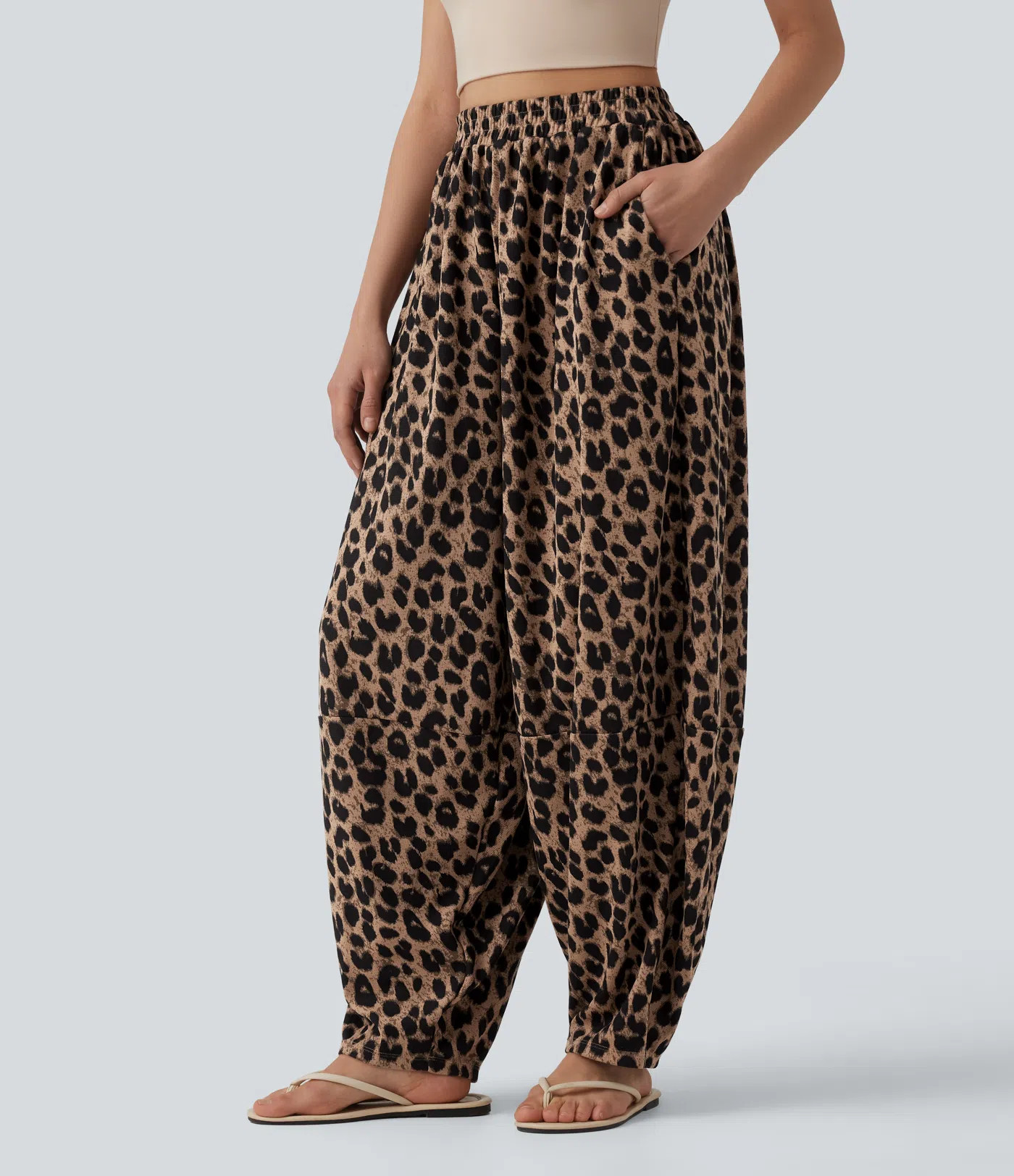 High Waisted Flowy Leopard Print Waffle Casual Joggers with Pockets | HALARA