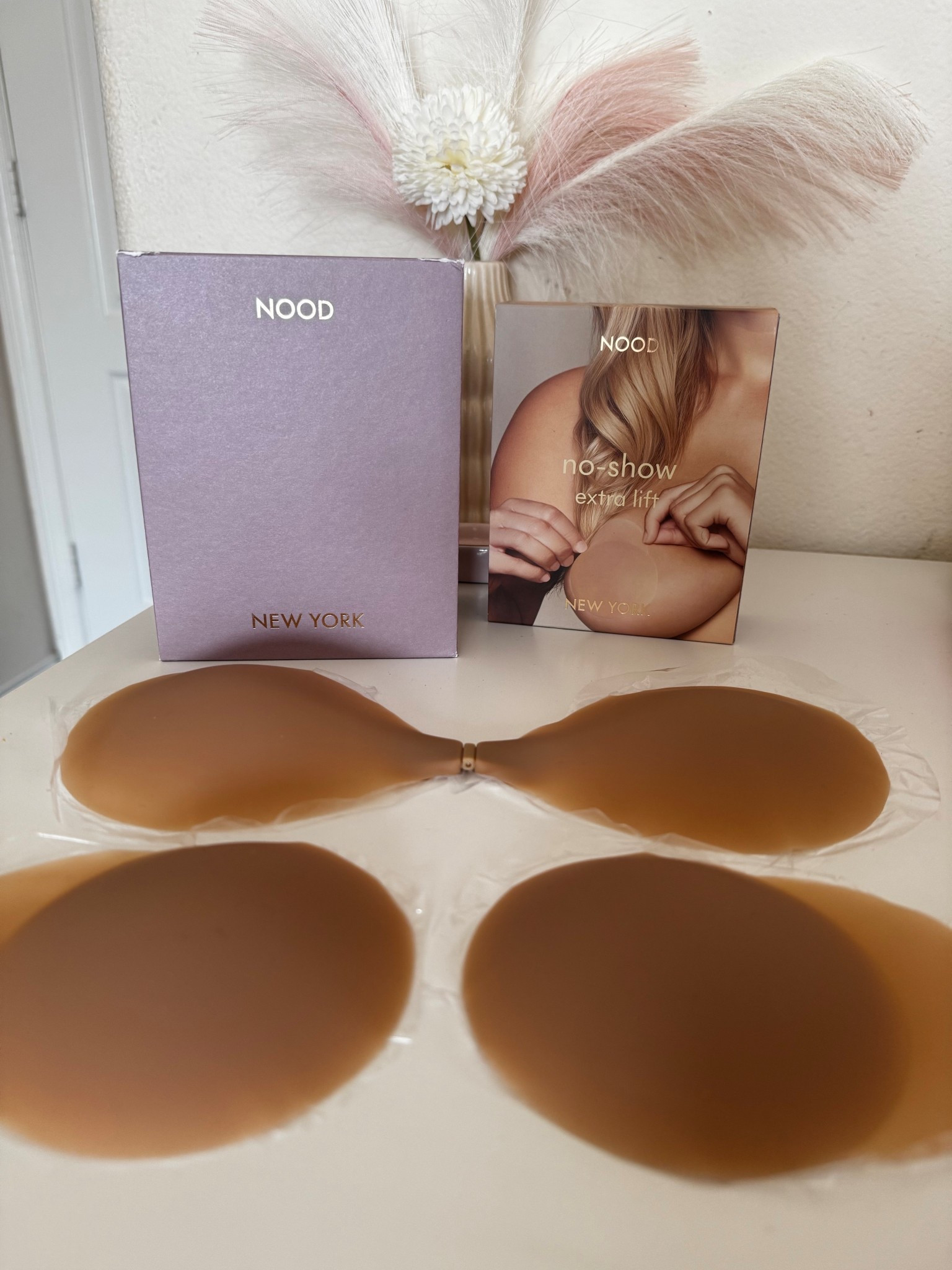 NOODS is the perfect adhesive Bras for all bust sizes!💜
To shape up the girls or give them a little extra lift! 🙌🏽 
#ad @welovenood 

#LTKfitnessgoals #LTKootd