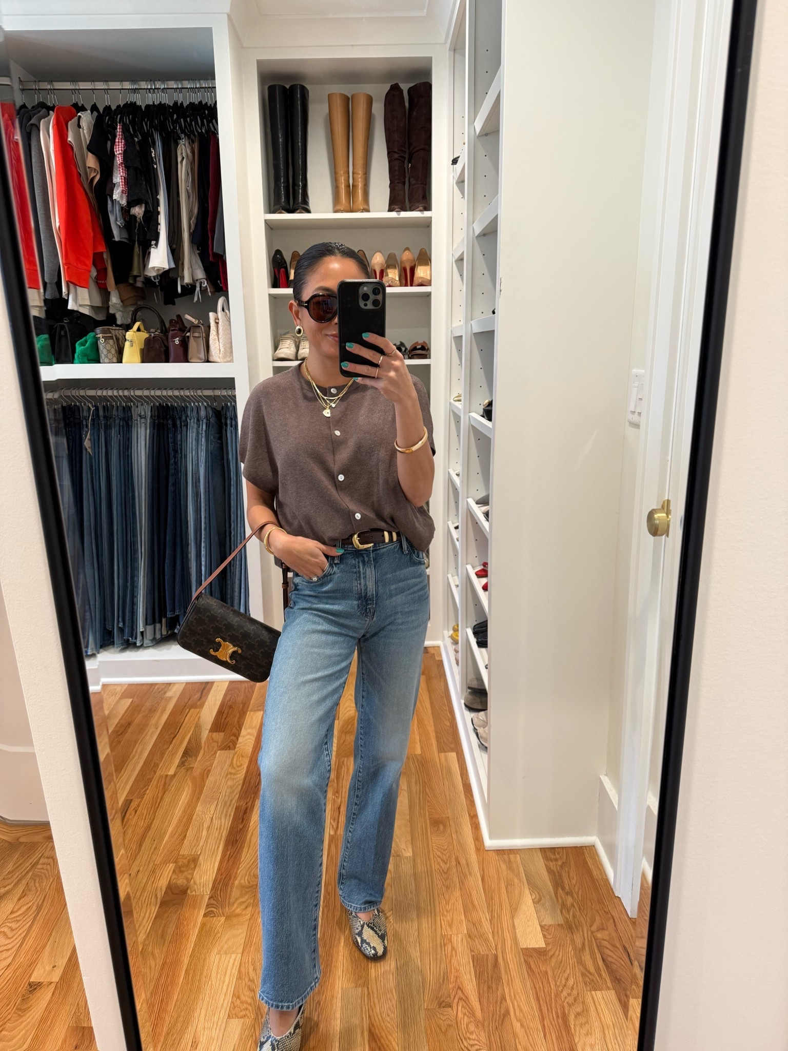 Legit such a good pair of straight jeans for us petite girls!! 
Jeans are birds gone wild wash in 23
Belt is XS
Top is S
Flats are 5

#LTKOver40 #LTKootd #LTKPetite