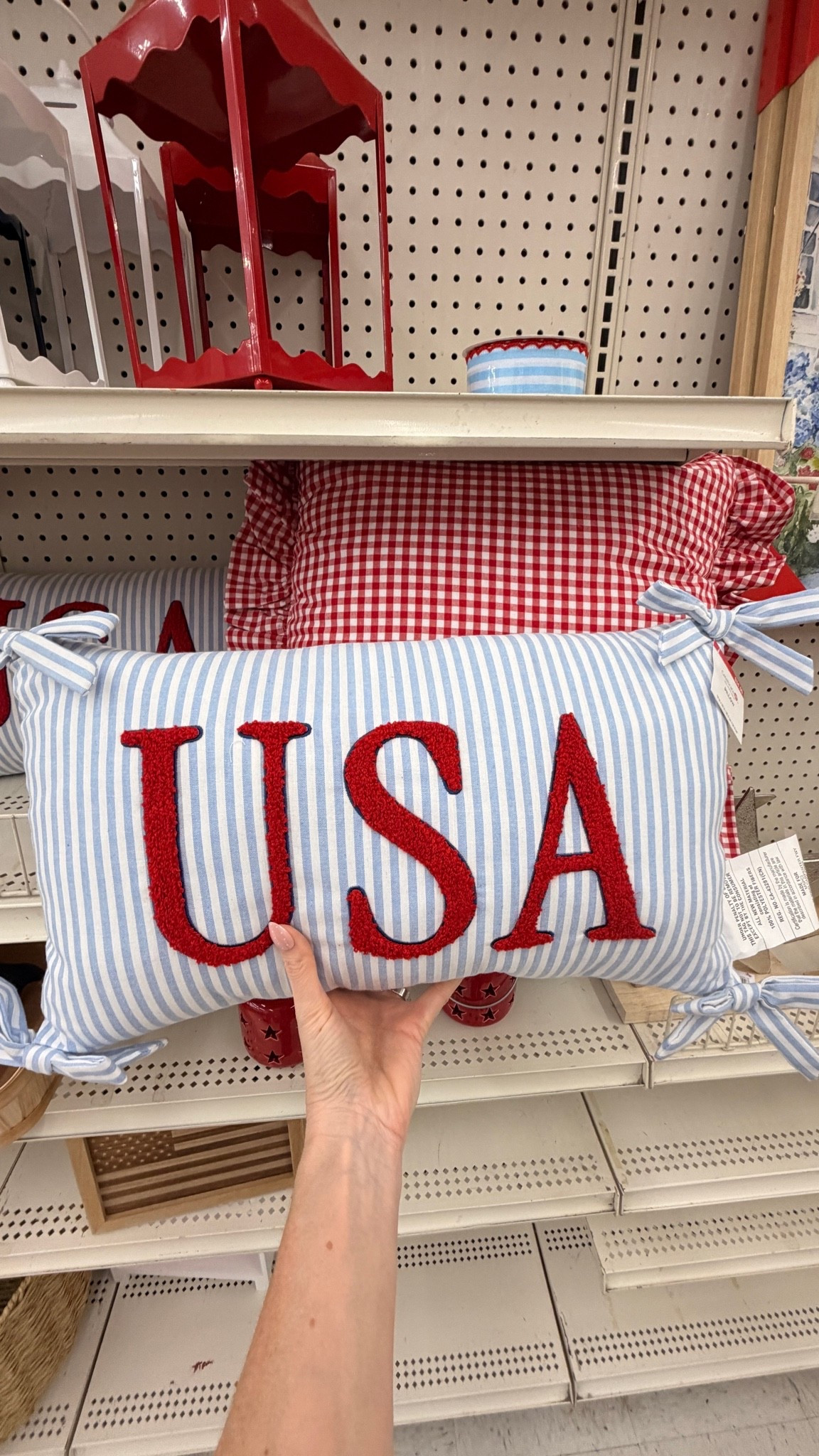 The cutest USA pillow🇺🇸✨

#LTKSeasonal #LTKHome #LTKdayinmylife