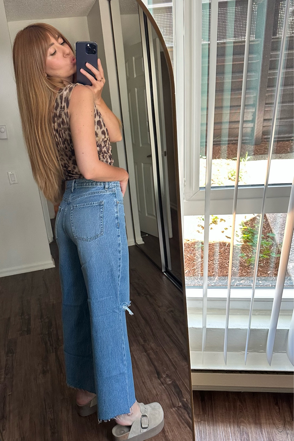Zara Bodysuit
PacSun Jeans


#LTKStyleTip #LTKFindsUnder100 #LTKSeasonal
