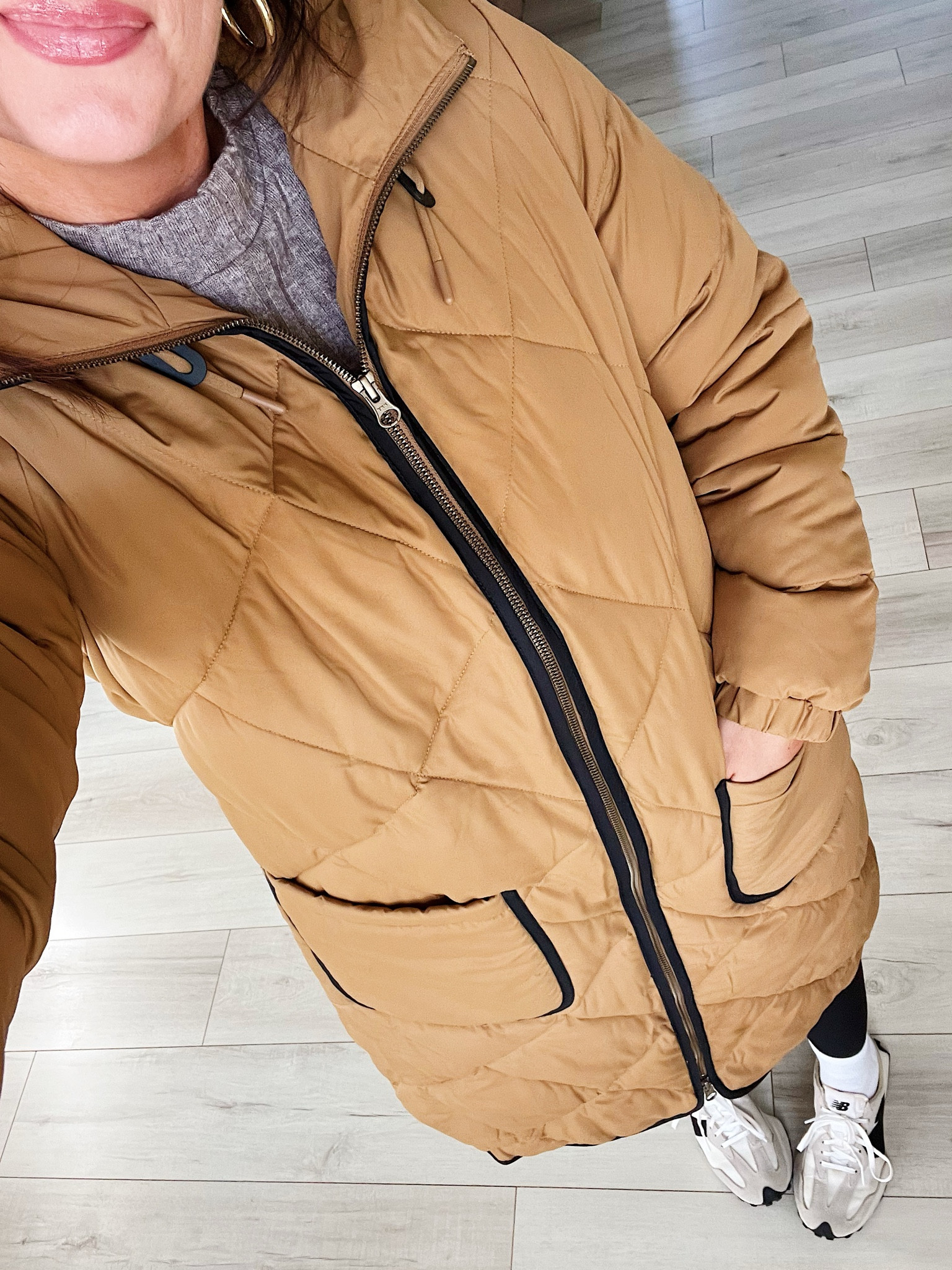 One of my absolute favorite warm coats! True to size, I’m in a small ❤️

#LTKSeasonal #LTKSaleAlert #LTKFindsUnder100