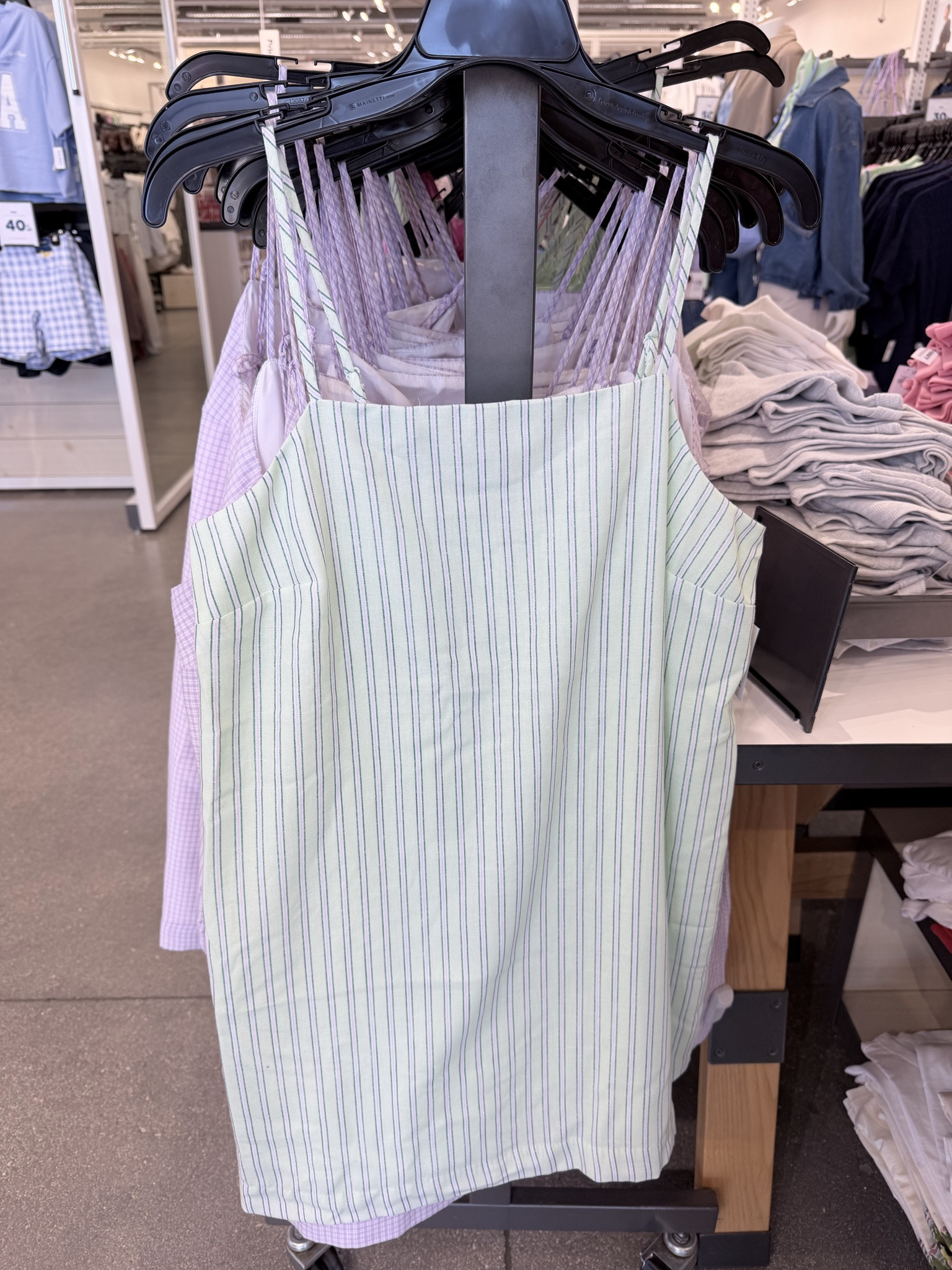 Old Navy 50% off Dresses! 

Everyone needs a strappy mini shift dress for spring and summer! Old Navy has some of my favorite dresses and this one is so good! The dress runs TTS, comes in multiple color options and is on sale for $14.99! 

#LTKSeasonal #LTKMidsize #LTKSaleAlert