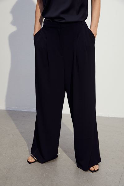 Wide trousers - Black - Ladies | H&M GB | H&M (UK, MY, IN, SG, PH, TW, HK)