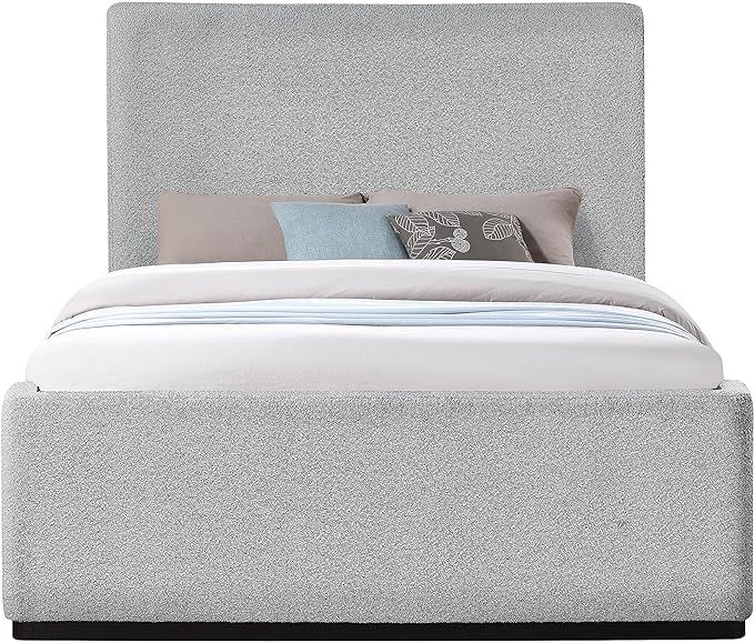 Meridian Furniture Oliver Collection Modern | Contemporary Upholstered Bed with Rich Boucle Fabri... | Amazon (US)
