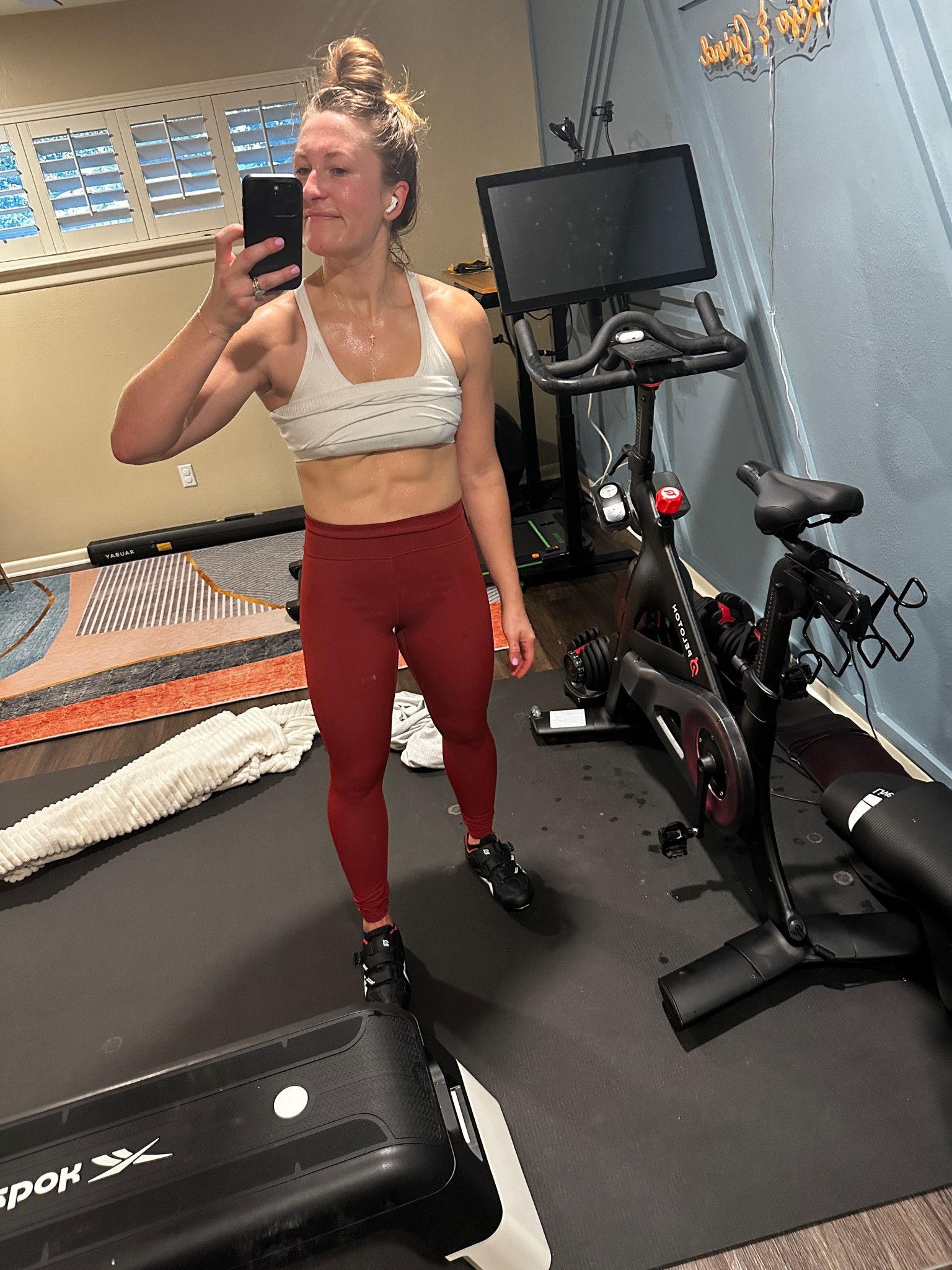 I have thick hair again and no dry itchy scalp! Plus I have everything “marinating” during my workout before wash day ;) 