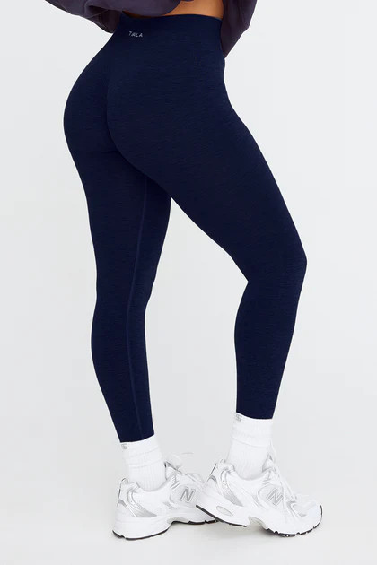 SCULPT SEAMLESS SCRUNCH LEGGING - NAVY MARL | TALA (UK)