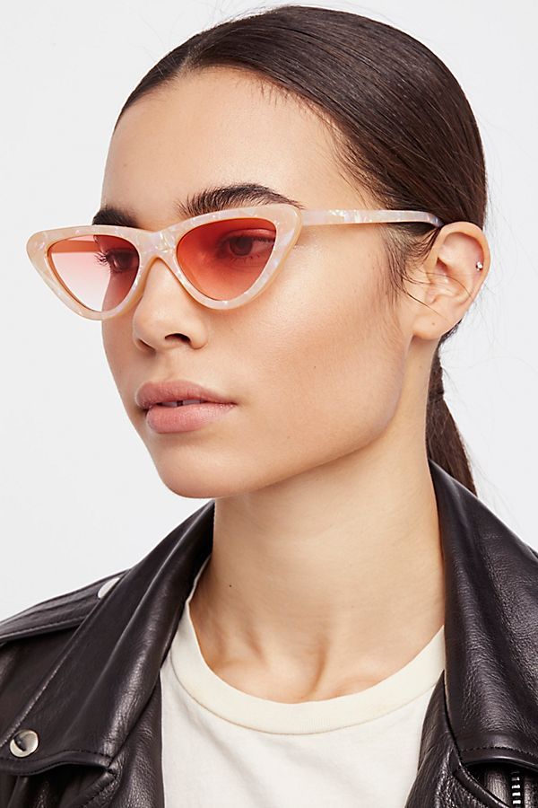 https://www.freepeople.com/shop/vienna-cat-eye-sunnies/?category=sunglasses&color=017&quantity=1&siz | Free People