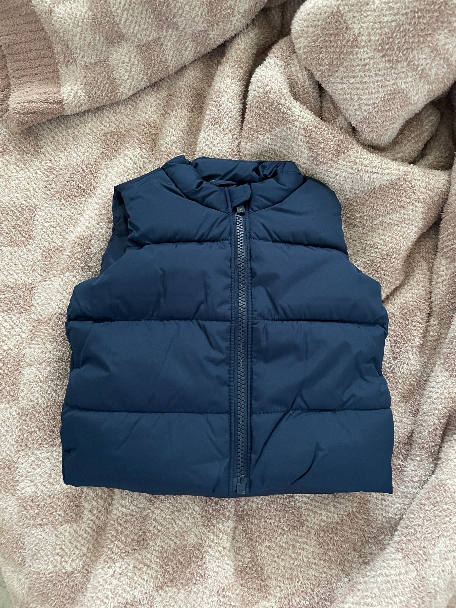 Baby boy puffer vest
Old navy find 


#LTKFindsUnder50 #LTKBaby