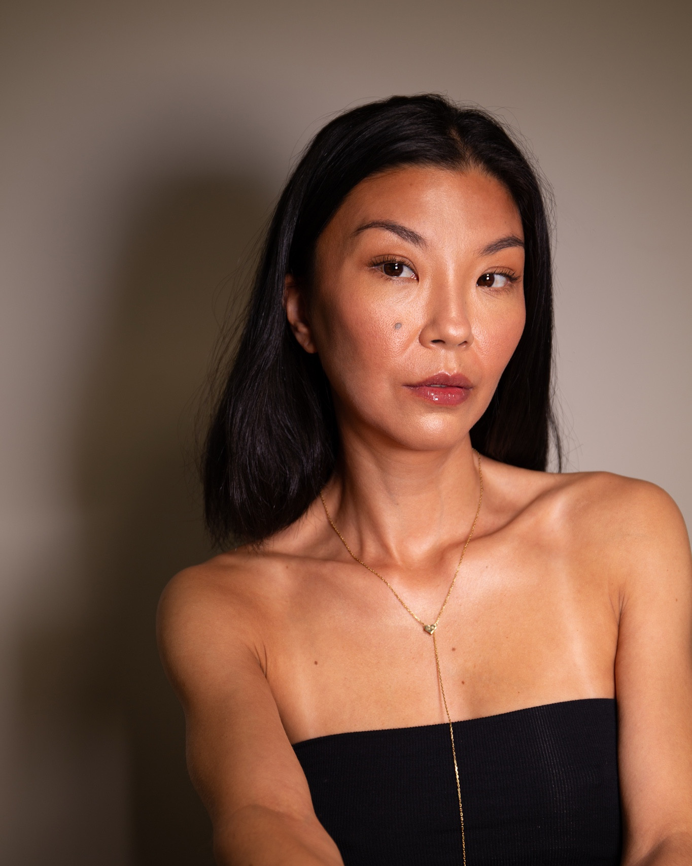 Every chapter, every shift, every mood — this @guzema_jewelry Heart Transformer Necklace 💛 moves with me. Handcrafted in Ukraine from real gold, it’s minimal, graceful, and made to evolve with the story I’m writing. ✨

#SeeninGuzema #necklace #jewelryoftheday #heartnecklace 




#LTKOver40 #LTKStyleTip #LTKSeasonal