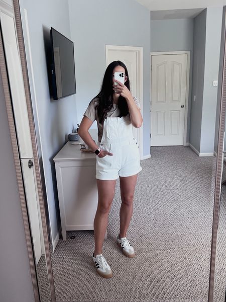Amazon outfit - free people lookalike shortalls - looks like the Ziggy shortalls! Size up in these! 


Summer outfit
Causal outfit
Weekend outfit
Romper 
Amazon fashion 

I received these shortalls as a gift from anrabess! 🫶🏻

#LTKStyleTip #LTKFindsUnder50 #LTKSeasonal