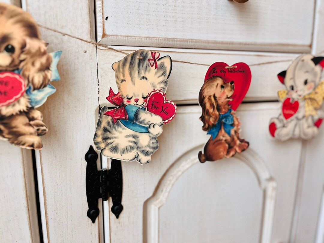 Vintage Retro Valentines Day Banner Valentines Decor Garland Kitsch Die Cut Cat and Dog Wall Deco... | Etsy (US)