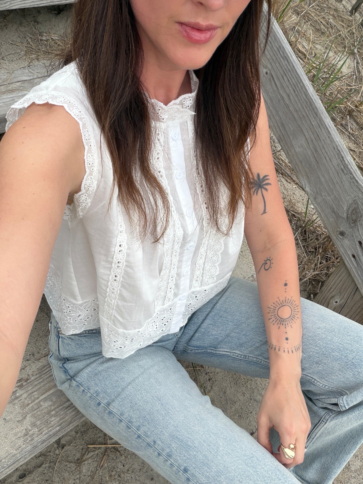 Seriously, grab this Amazon top! It has a gorgeous flow fit, it’s not too long, and not too cropped. It comes in more colors too, which I’m going to have to order!

#LTKgrwm #LTKootd