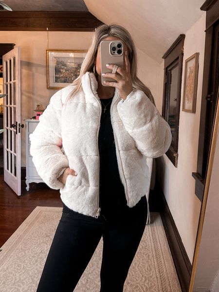 White faux fur puffer jacket is 60% off right now! Use code CLOSEOUT60 
Wearing size medium 



#LTKsalealert