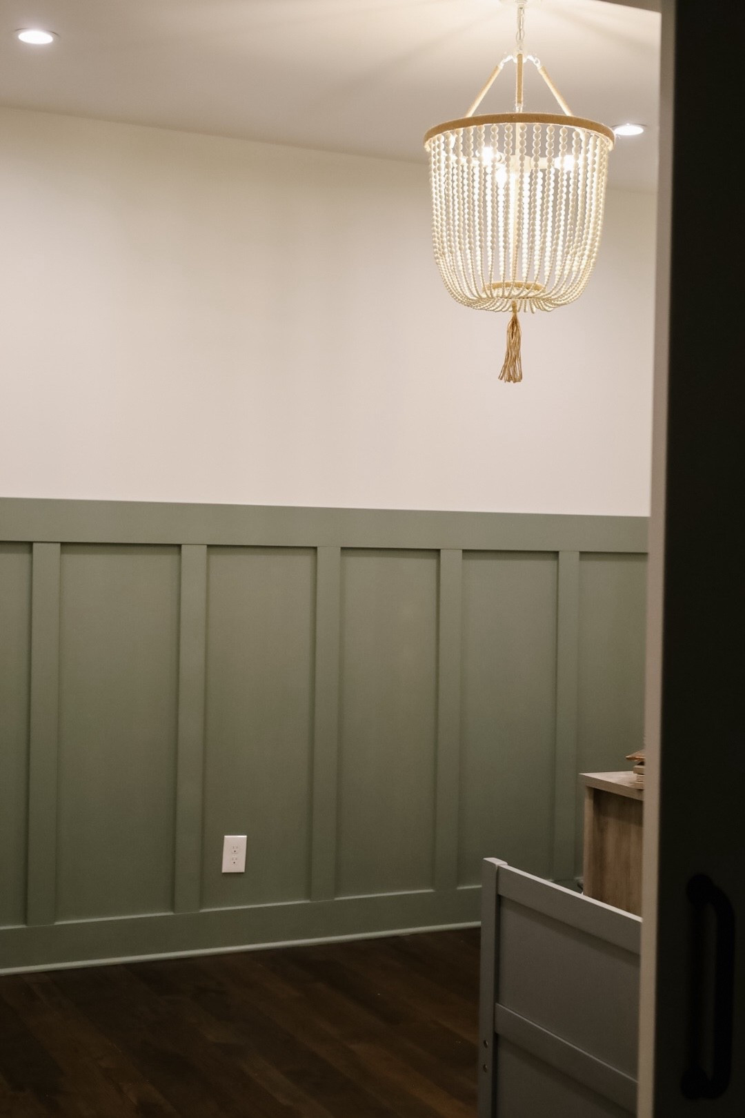 Board & Batten DIY. Sherwin Williams Evergreen Fog 
.

https://www.sherwin-williams.com/homeowners/products/interior-paint-coatings/interior-paint?gad_source=1&gad_campaignid=22034542506&gbraid=0AAAAADmwGVZDDKRbkb8W7Rwt_3Z27GEv8&gclid=Cj0KCQjw3aLHBhDTARIsAIRij5_-Cro0mVB5lkKHv_g4SaGgRAaGRH_zfk45cqMI2HE-rodDV5N529YaAiw4EALw_wcB

#LTKHome