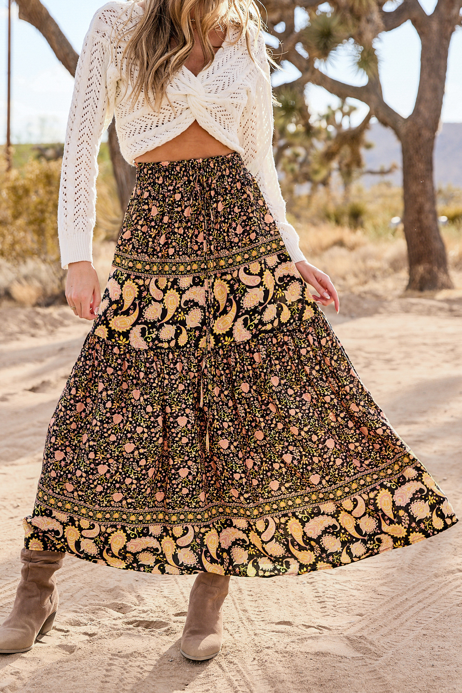 NewBlack Ditsy & Paisley Smocked Waist Maxi Skirt | Cupshe US
