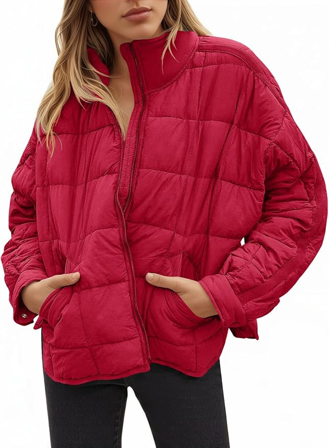 Aiopr Women's Oversized Lightweight Down Coat Long Sleeve Zip Packable Short Puffer Jackets | Amazon (US)