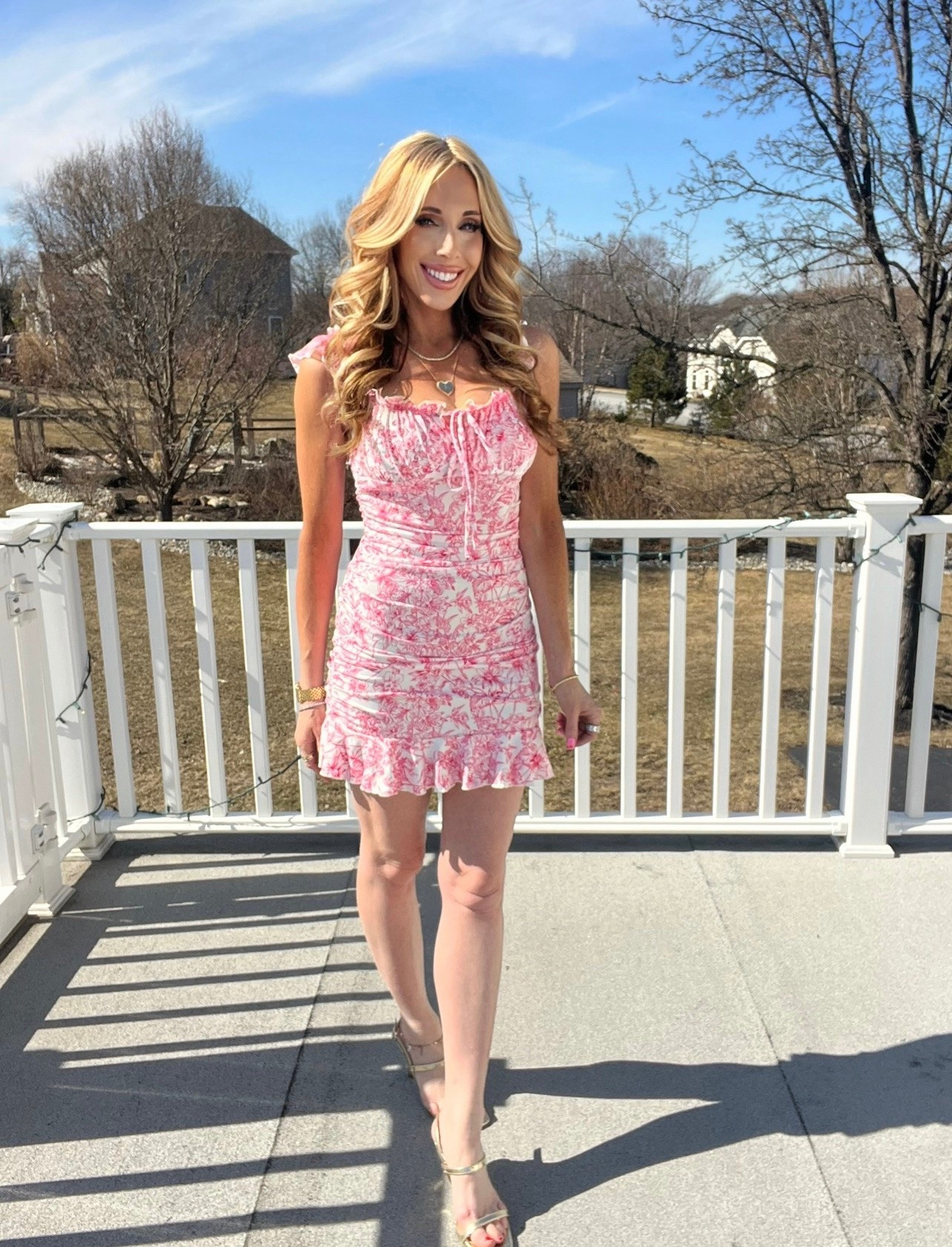 Pretty pink floral mini dress 🌸💕🌸

#LTKParties #LTKStyleTip #LTKFindsUnder100