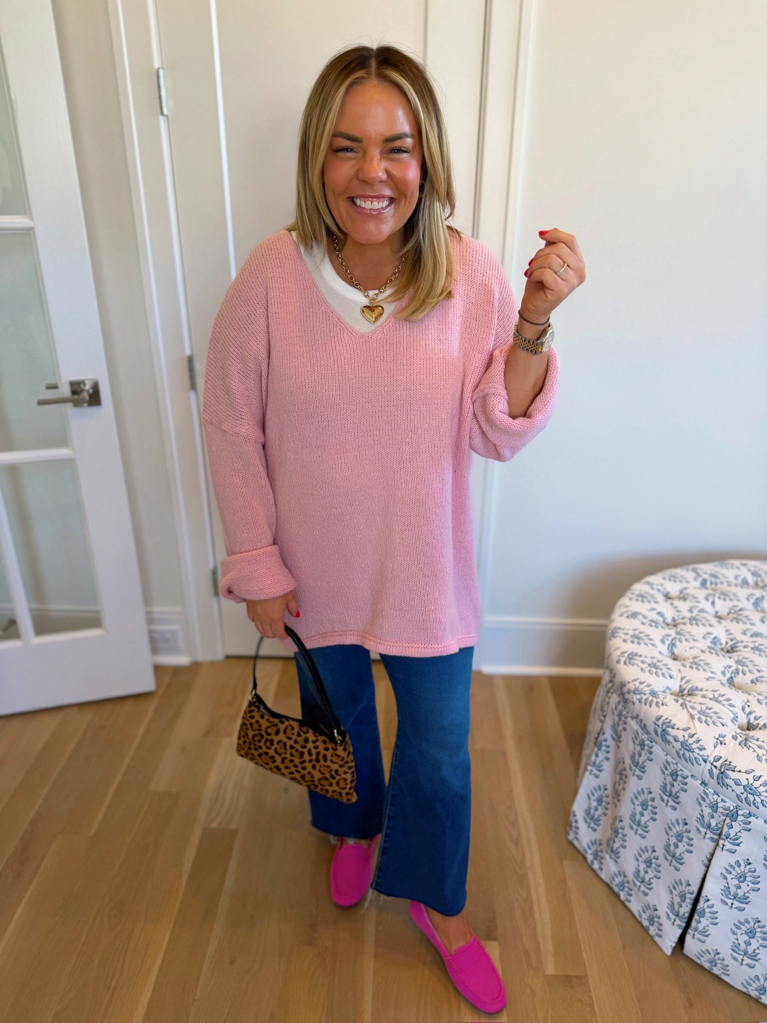 pink sweater outfit, casual chic outfit, leopard print bag, valentines day outfit, valentines day ootd, elevated everyday look, women’s fashion, trendy outfit

#LTKSeasonal #LTKootd