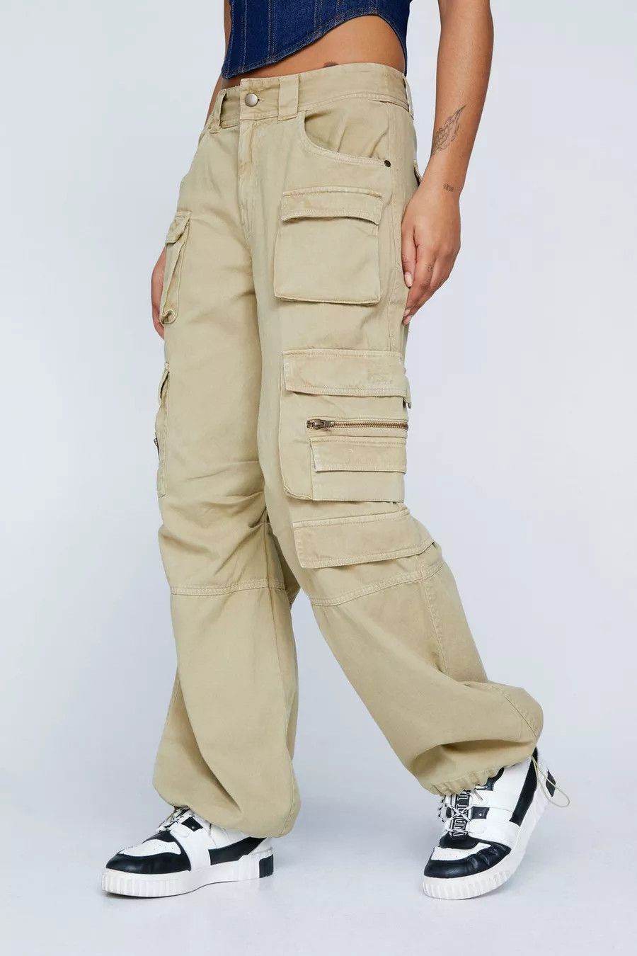Premium Mid Rise Twill Cargo Pants | Nasty Gal US