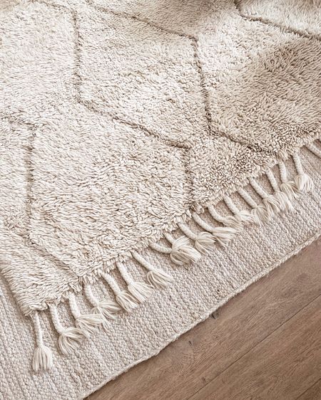Layered rugs, home decor, neutral style #StylinbyAylin 

#LTKSeasonal #LTKstyletip #LTKhome