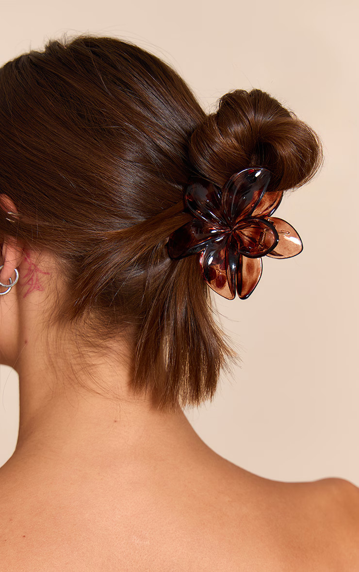 Tortoiseshell Lily Flower Hair Clip | Accessories | PrettyLittleThing UK