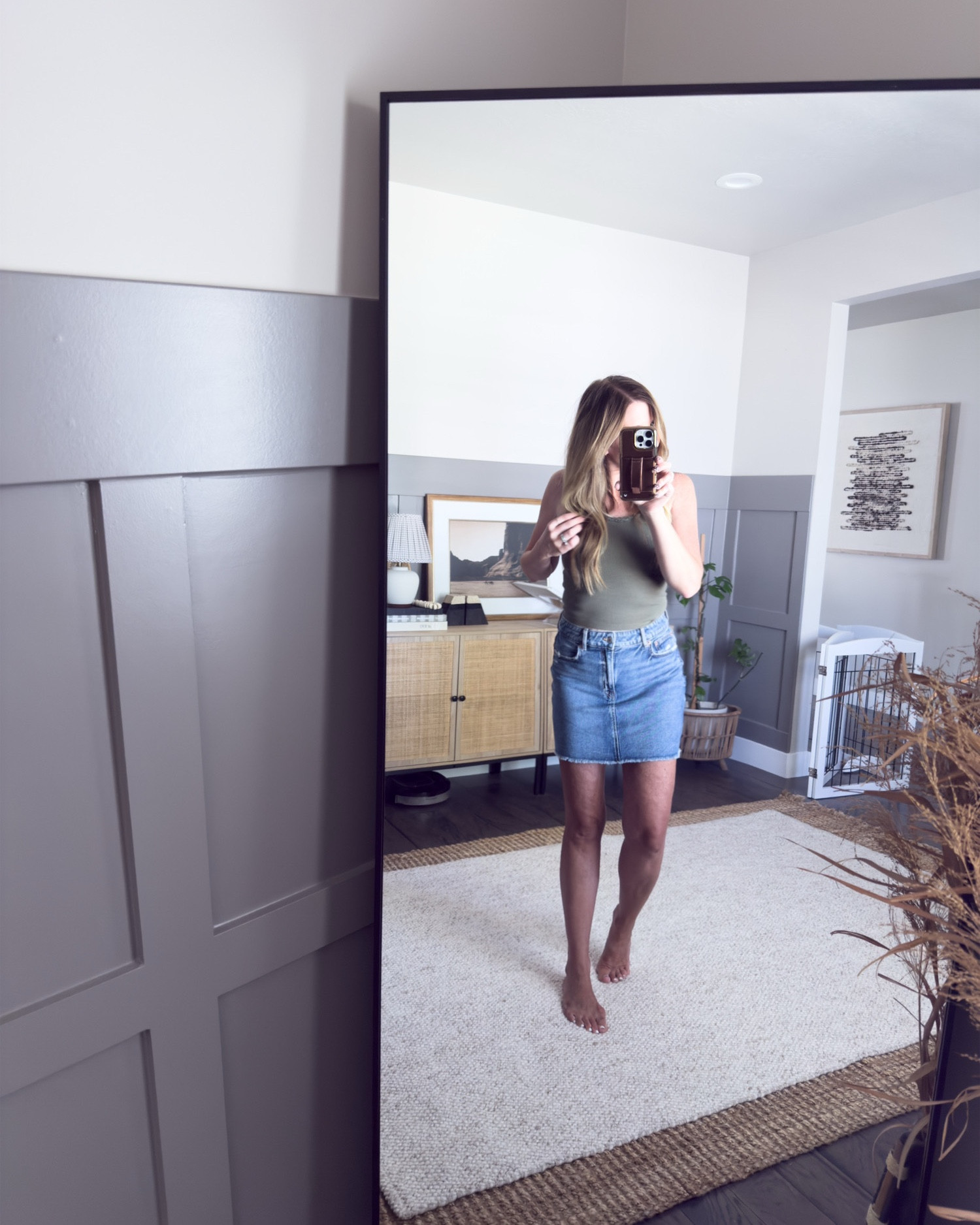 Easy summer staples haul that I’ve been reaching for. The lace trim tanks (I wear size XS) are soft, stretchy, & cute alone or layered. Denim skirt is a 2 long (0 would be better but they don’t have 0 long). All shorts are a 0. I’m 5’ 8” tall for reference. Comfy, flattering, & they mix well with everything.

american eagle summer outfit – denim mini skirt – white denim shorts – american eagle basics – lace trim tank – casual summer outfit – everyday summer style – denim skirt outfit – summer capsule wardrobe – classic american eagle – flattering denim fit – summer tank top – easy summer outfit – mix and match basics – ltk summer picks

#LTKU #LTKStyleTip #LTKActive