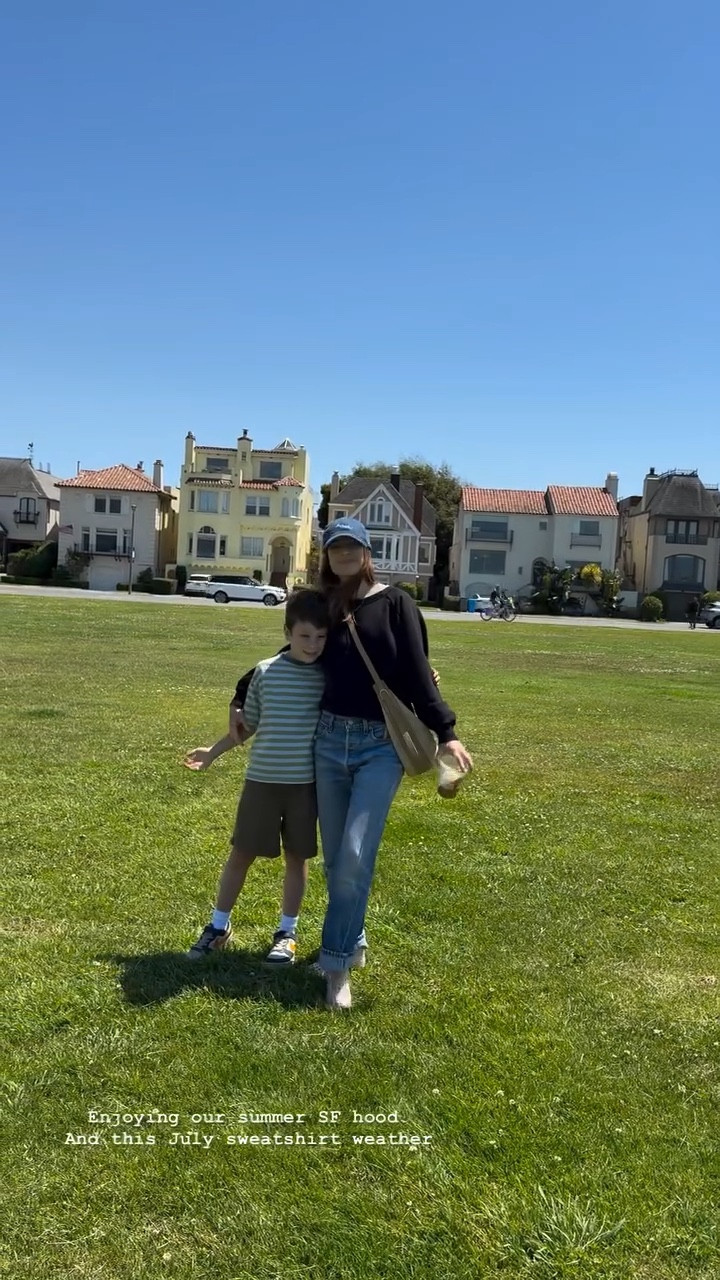 Enjoying our summer SF hood. And this July sweatshirt weather

#LTKStyleTip