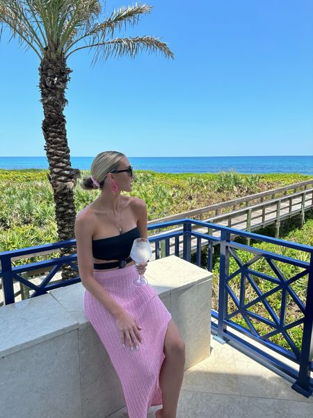 Beaching it! This gorgeous one piece suit - The Kim One Piece from Vix Swimwear is so comfortable! I paired it with this pink cover up from Revolve 🤍 

swim l cover up l beach l one piece l swimwear l one piece swimsuit 