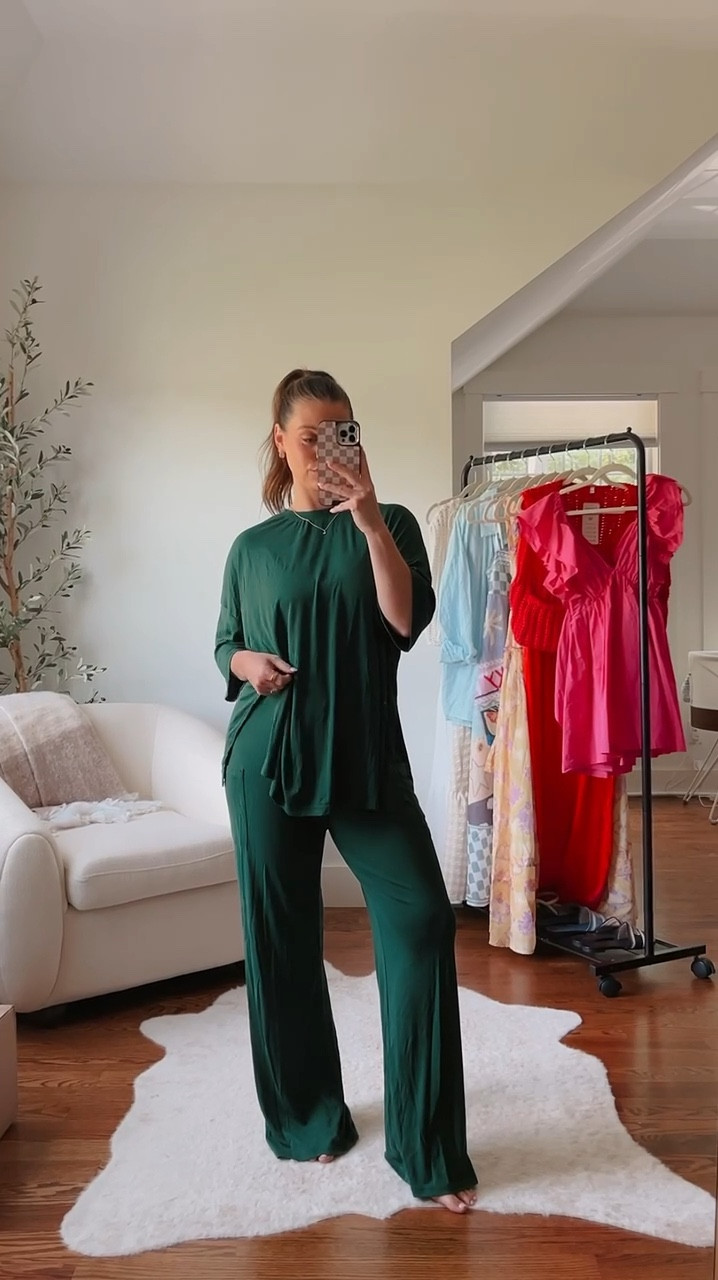 Post partum wardrobe 🫶🏼 all about comfort 

#LTKBump #LTKStyleTip