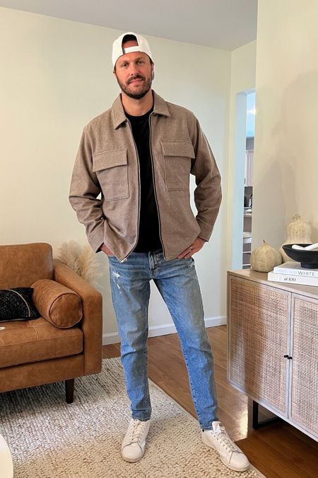 Easy outfit for the guys! Joe is 6’2” 195ish lbs with an athletic slim build and wears a L in tops and 33x34 or L in pants. 

Men’s outfit idea, Abercrombie mens

#LTKmens #LTKSale #LTKSeasonal