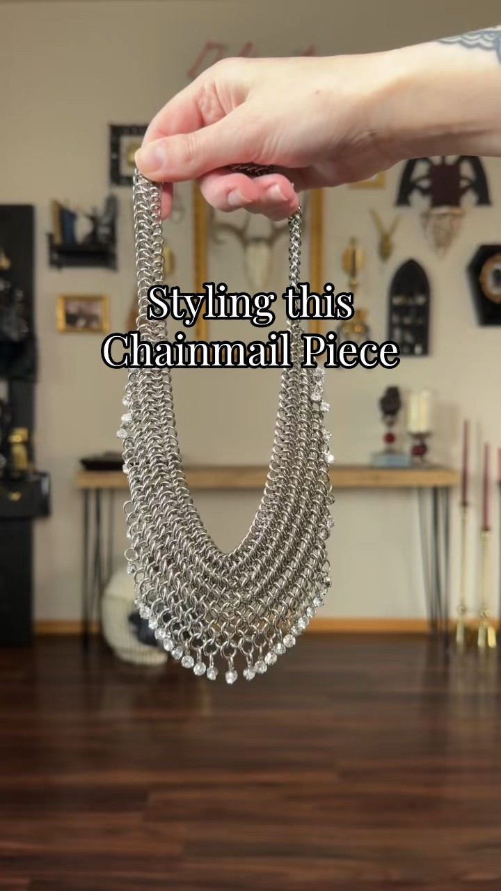Chainmail but make it casual 

#LTKSeasonal #LTKStyleTip #LTKTravel