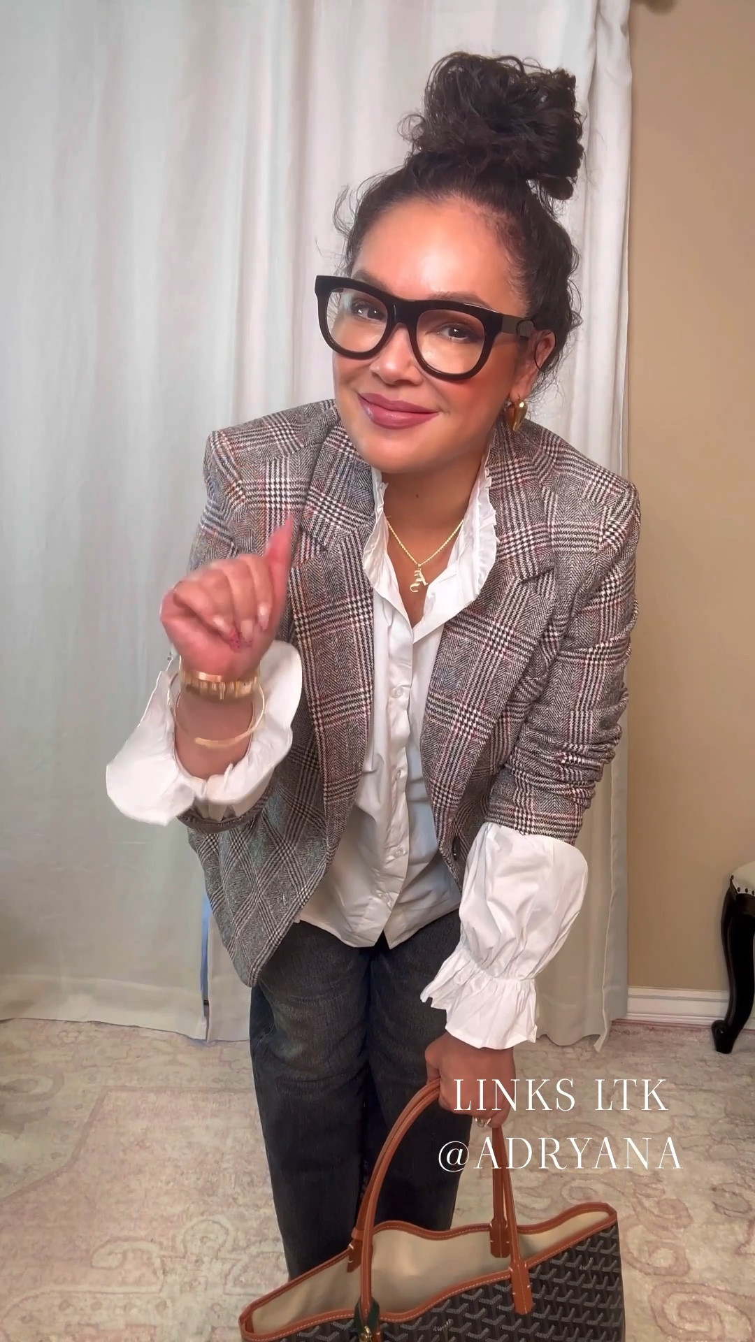 ✨ High meets low...but make it fashion. ✨
I’ve always believed great style isn’t about the price tag - it’s about how you wear it. Today’s look is all about mixing luxe and accessible pieces to create something effortless, chic, and totally you.

Ladies, this is your reminder: get dressed, show up for yourself, and put your best foot forward. Confidence is the real designer label. Linking it all for you in LTK!

#Over50andFabulous #over50Fashion #StyleOver50 #HighLowFashion #over50 #MidlifeStyle #FashionOver50

#LTKFindsUnder50 #LTKOver40 #LTKMidsize