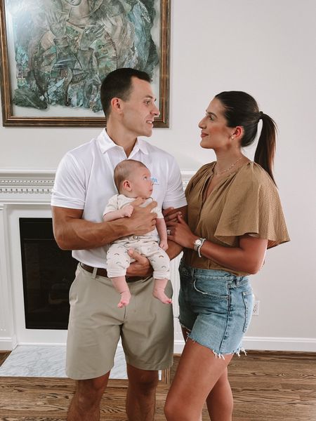 Family pic inspo - boy mom - baby pictures ideas - husband outfits - casual outfit ideas - fall outfits - fall fashion - fall tops - baby outfits - family OOTD 



#LTKfamily #LTKstyletip #LTKSeasonal