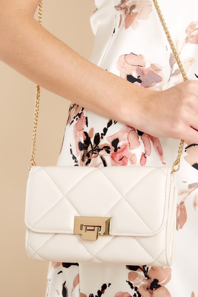 She Means Business Off White Clutch | Red Dress 
