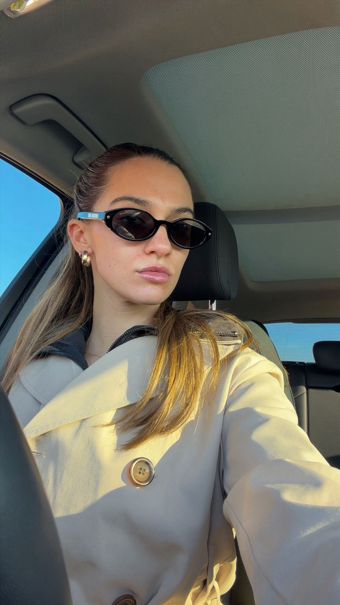 Trench coat and statement sunnies. Chefs kiss 

#LTKgrwm #LTKootd #LTKdayinmylife