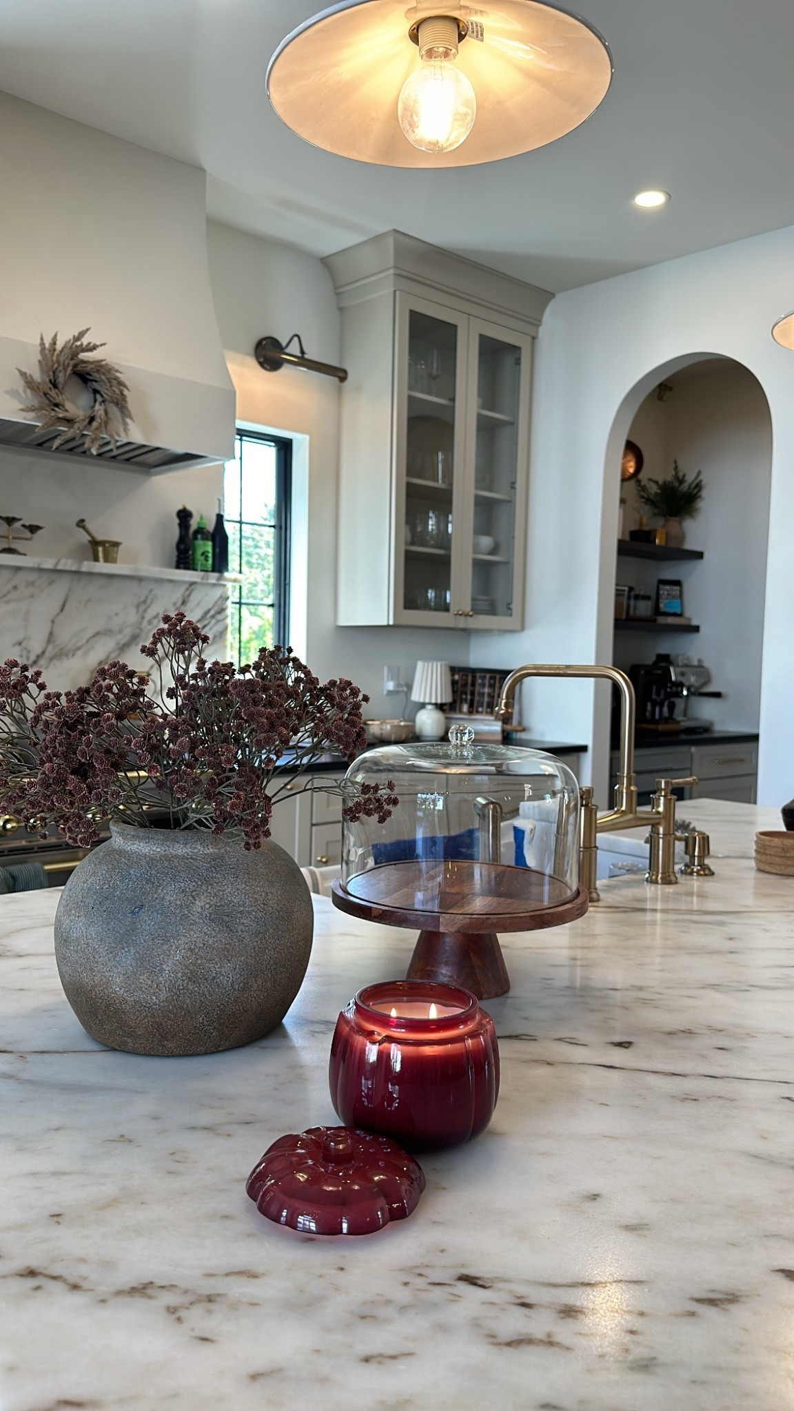 Glass pumpkin candles for $5! An anthro candle dupe! Comes in other colors a scents too.



#LTKSeasonal #LTKHome