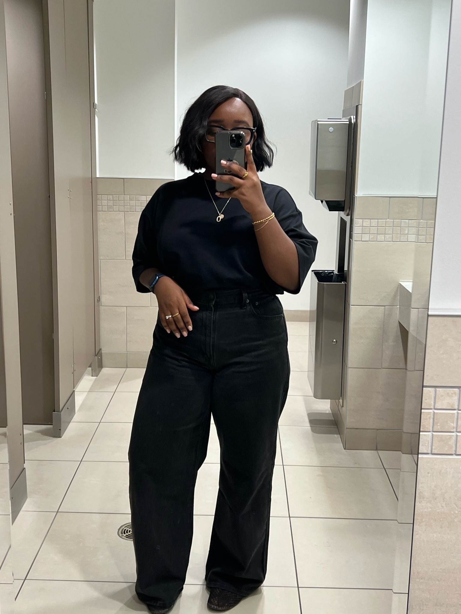 I love a simple and functional work outfit. Living in these Levi’s cinch jeans lately.

#LTKmodest #LTKworkwear #LTKjeans