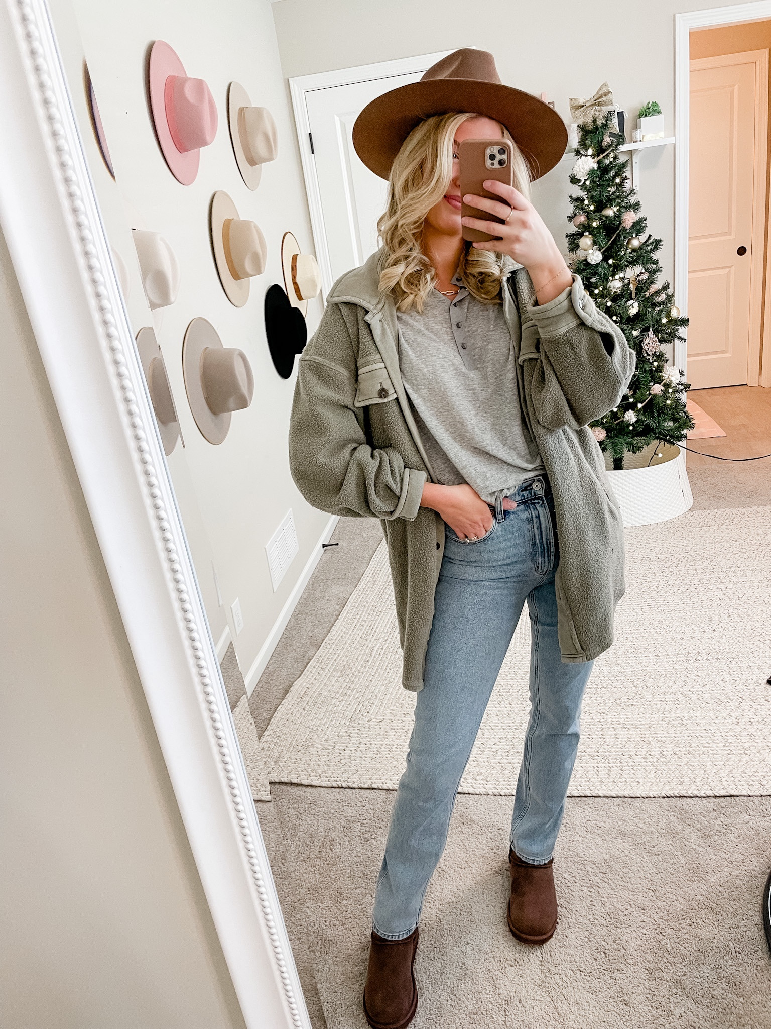 Abercrombie jeans on sale! 
Black - size 27 L 
Light wash- size 27 R 
Light ripped - size 27 L 
