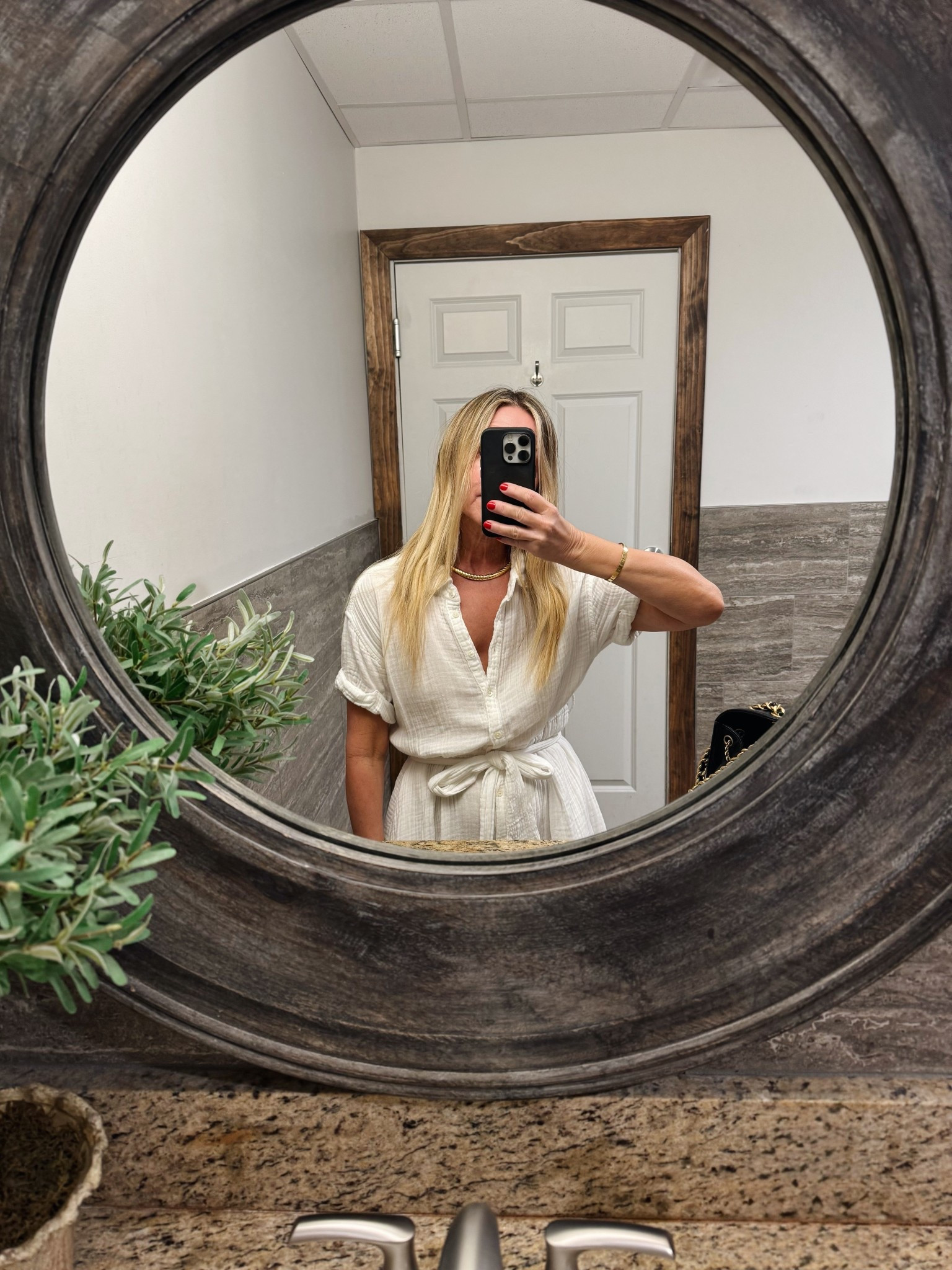 Wearing a small.

#LTKStyleTip #LTKPetite #LTKSaleAlert