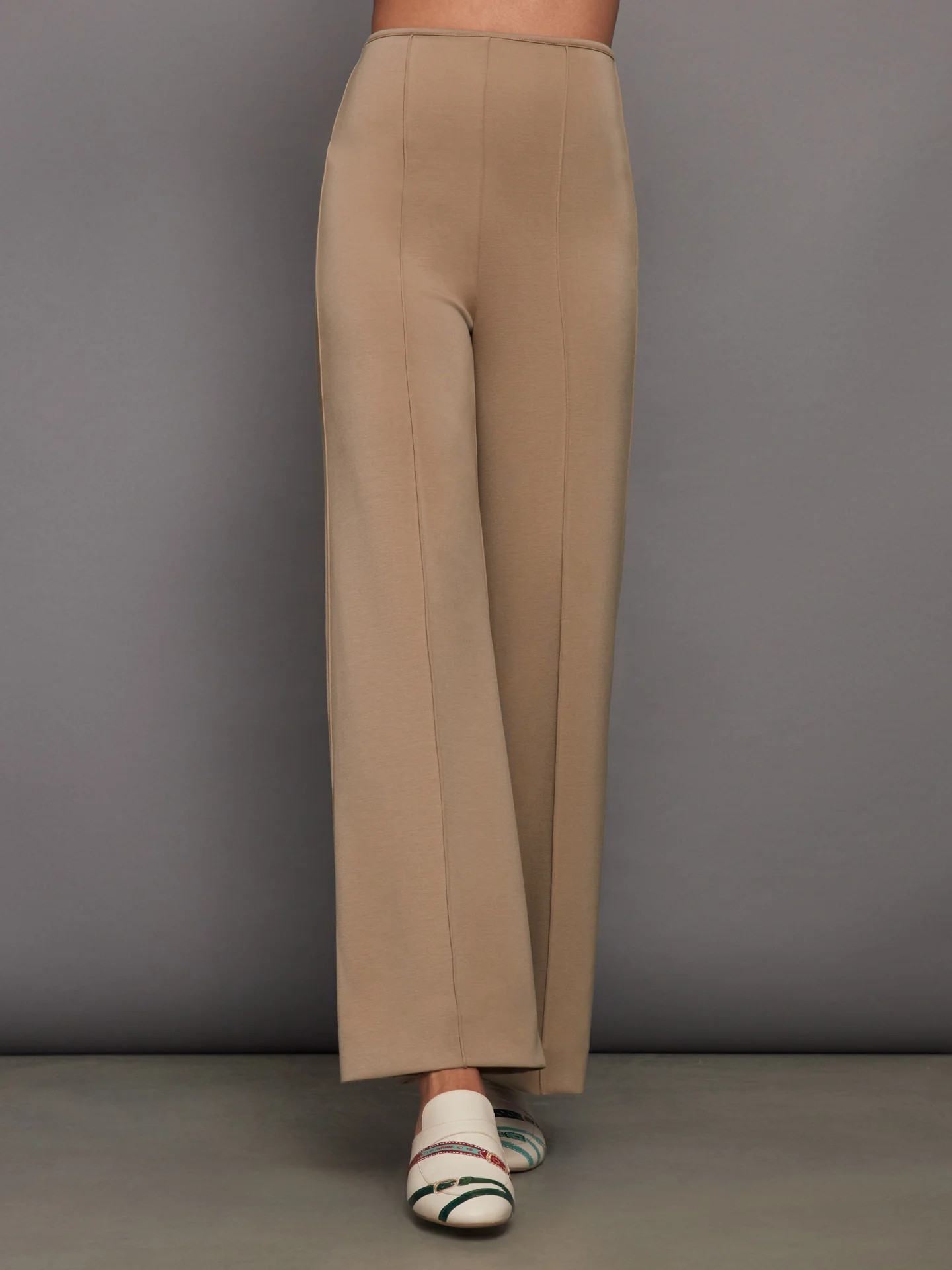 High Waisted Scuba Pant - Beige | Carbon38