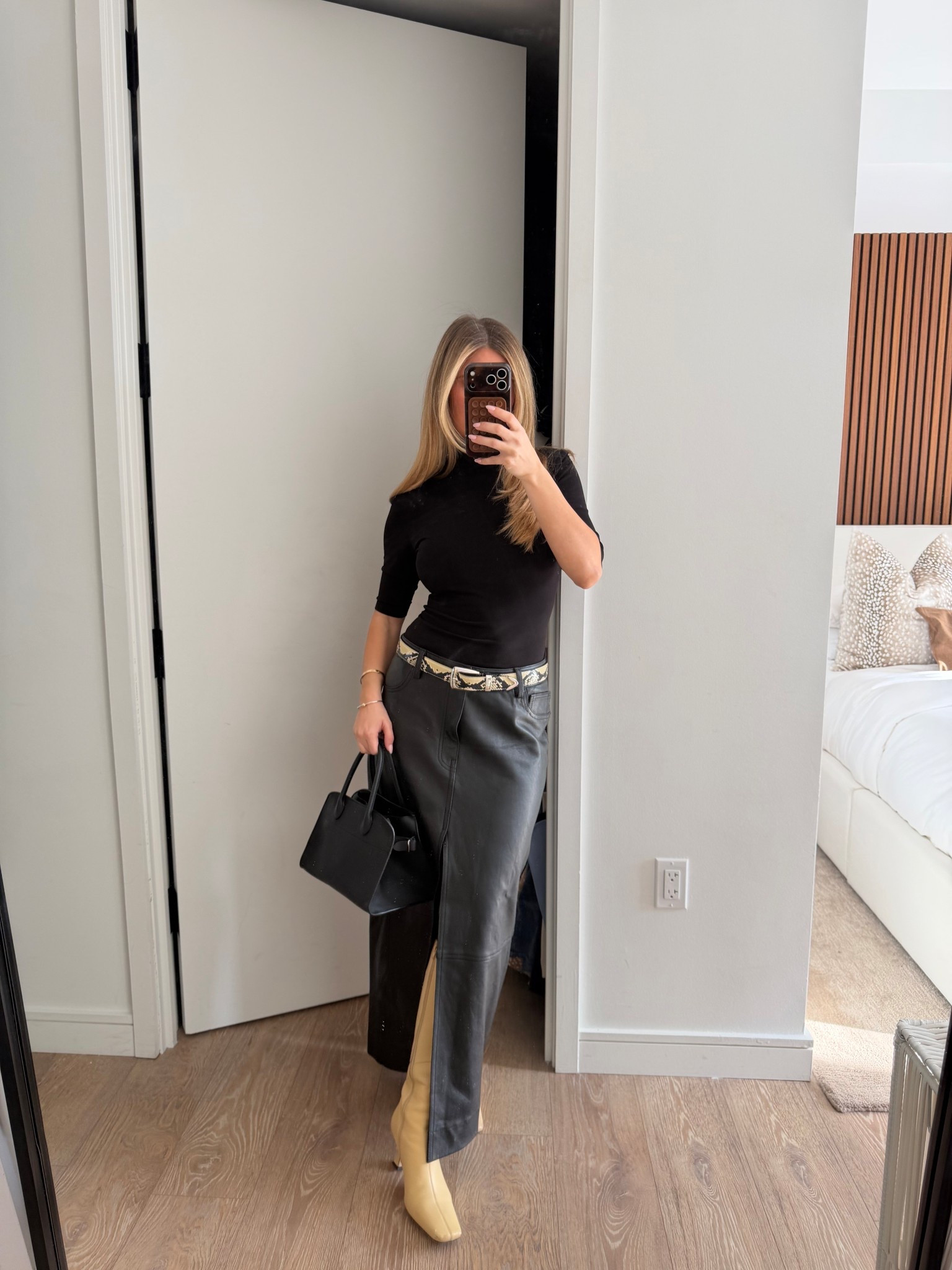 ootd 🖤 skirt is old and i’m linking my boots in black!

#LTKgrwm #LTKootd #LTKSeasonal