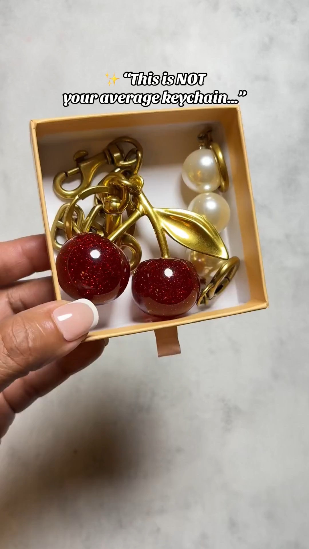 “This cherry keychain is giving major ✨main character energy✨ … and the gift box makes it even cuter 🍒🎁” #CherryAesthetic
#GiftForHer
#BagCharm
#TikTokMadeMeBuyIt
#AccessoryGoals


#LTKStyleTip #LTKItBag #LTKSaleAlert