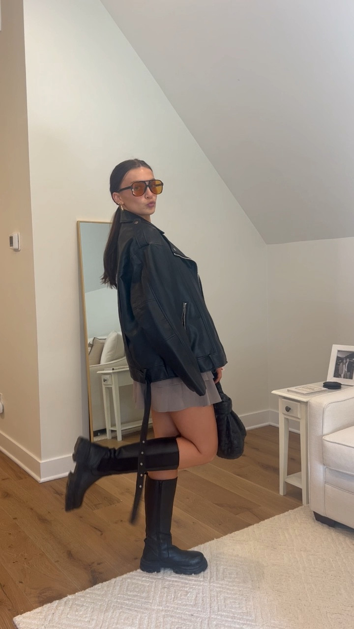 A perfect day to night September outfit for day 5 of 30! 🪩👢🖤🍸


#LTKstyletip #LTKSeasonal #LTKshoecrush