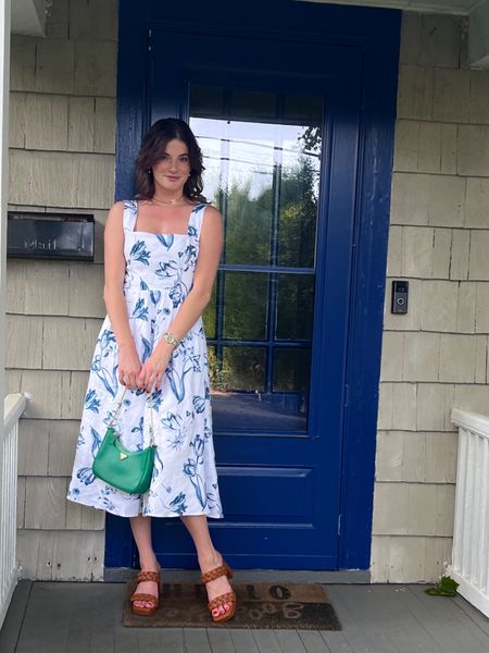 This linen dress I bought in the Hamptons is officially my summer uniform! The floral design and linen material make it the ultimate dinner outfit  

#LTKSeasonal #LTKtravel #LTKFind